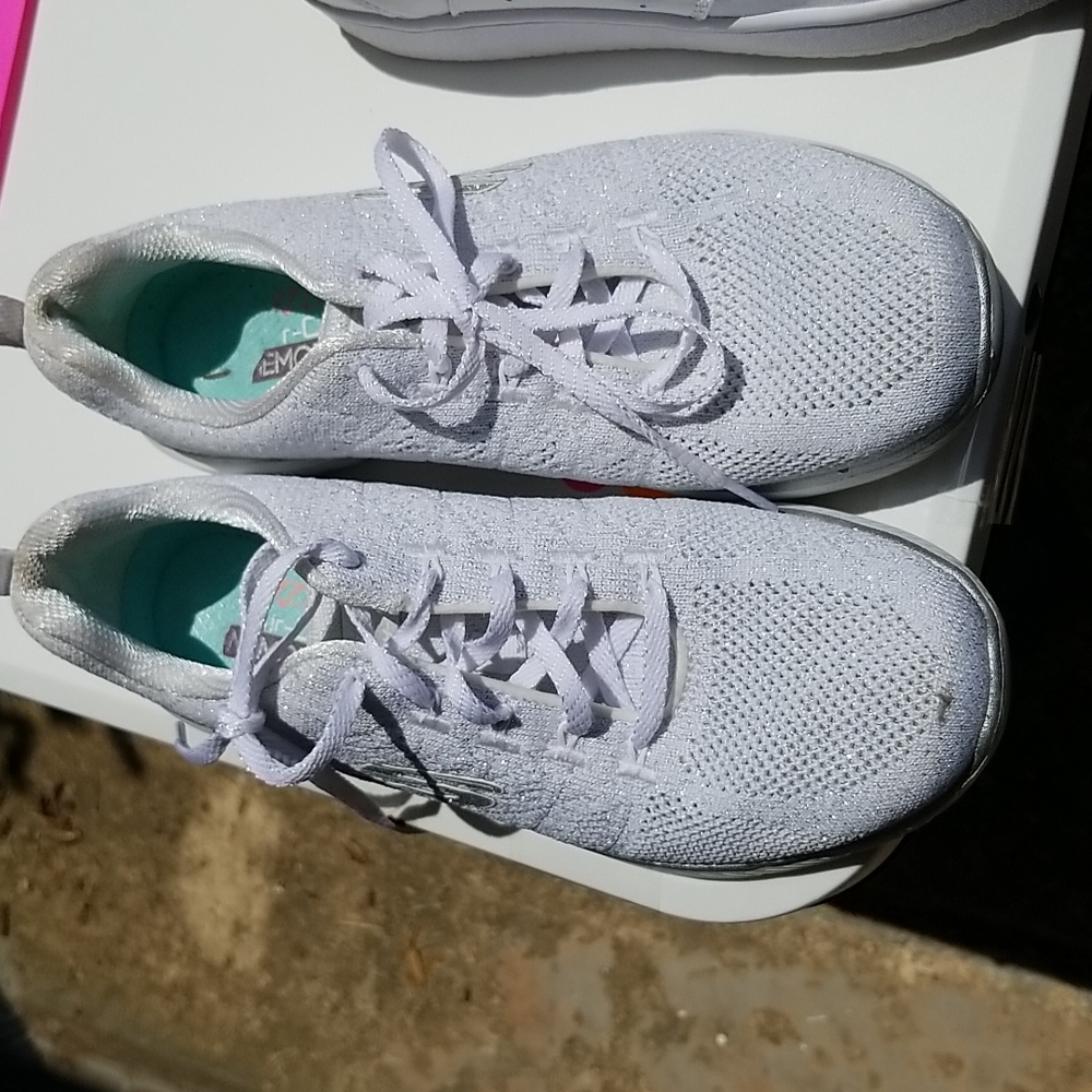 Sketchers air cooled memory foam womens size 8